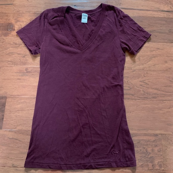 PINK v-neck tshirt - Picture 6 of 6